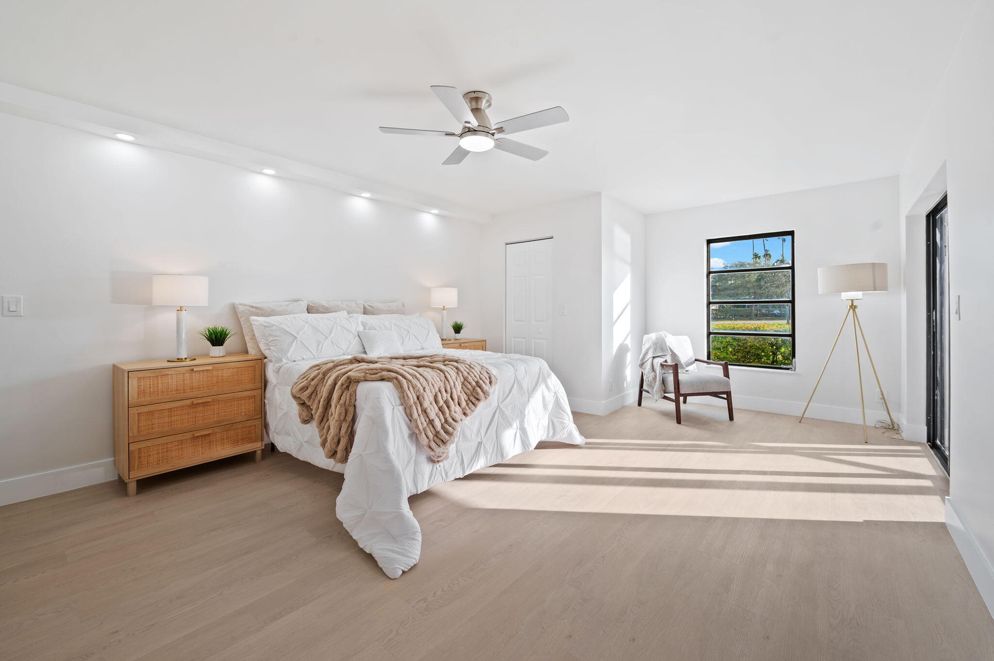 7280 Amberly Lane 103