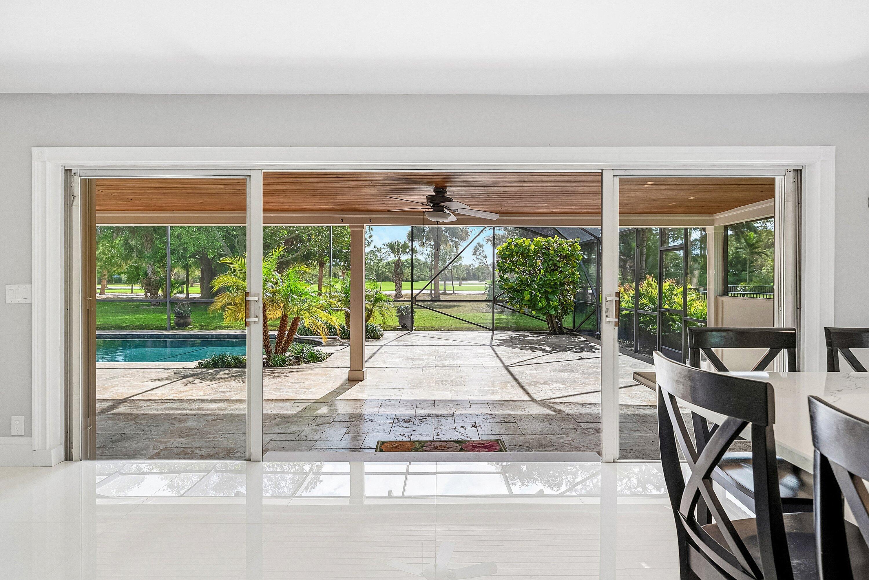 417 N Country Club Drive