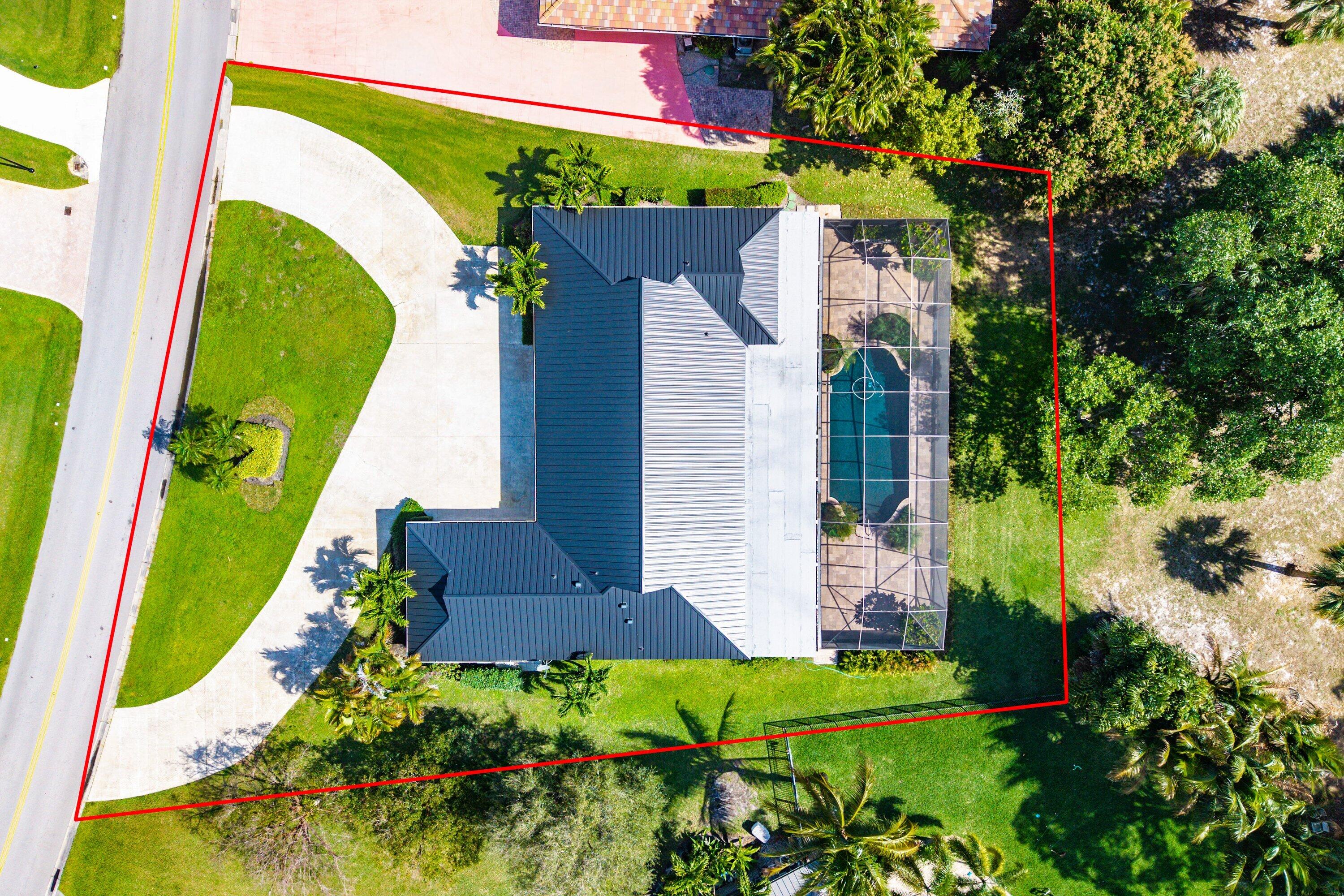 417 N Country Club Drive