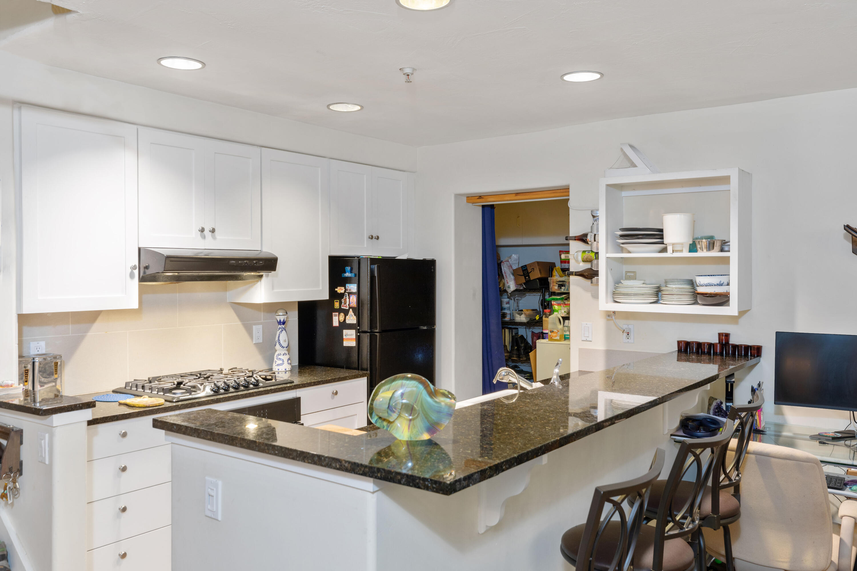 232 E Pacific Avenue