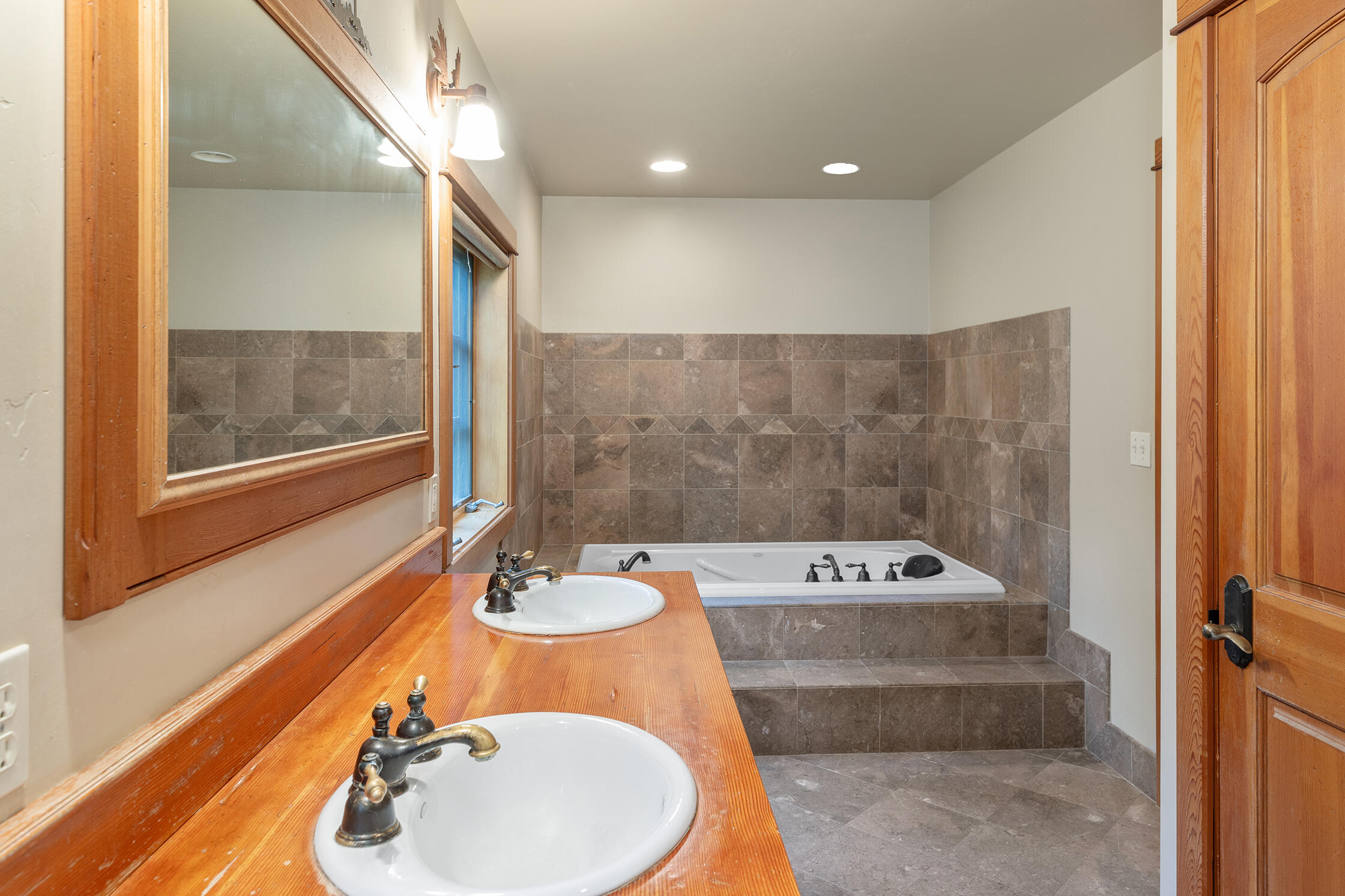 36 Canyon View Circle