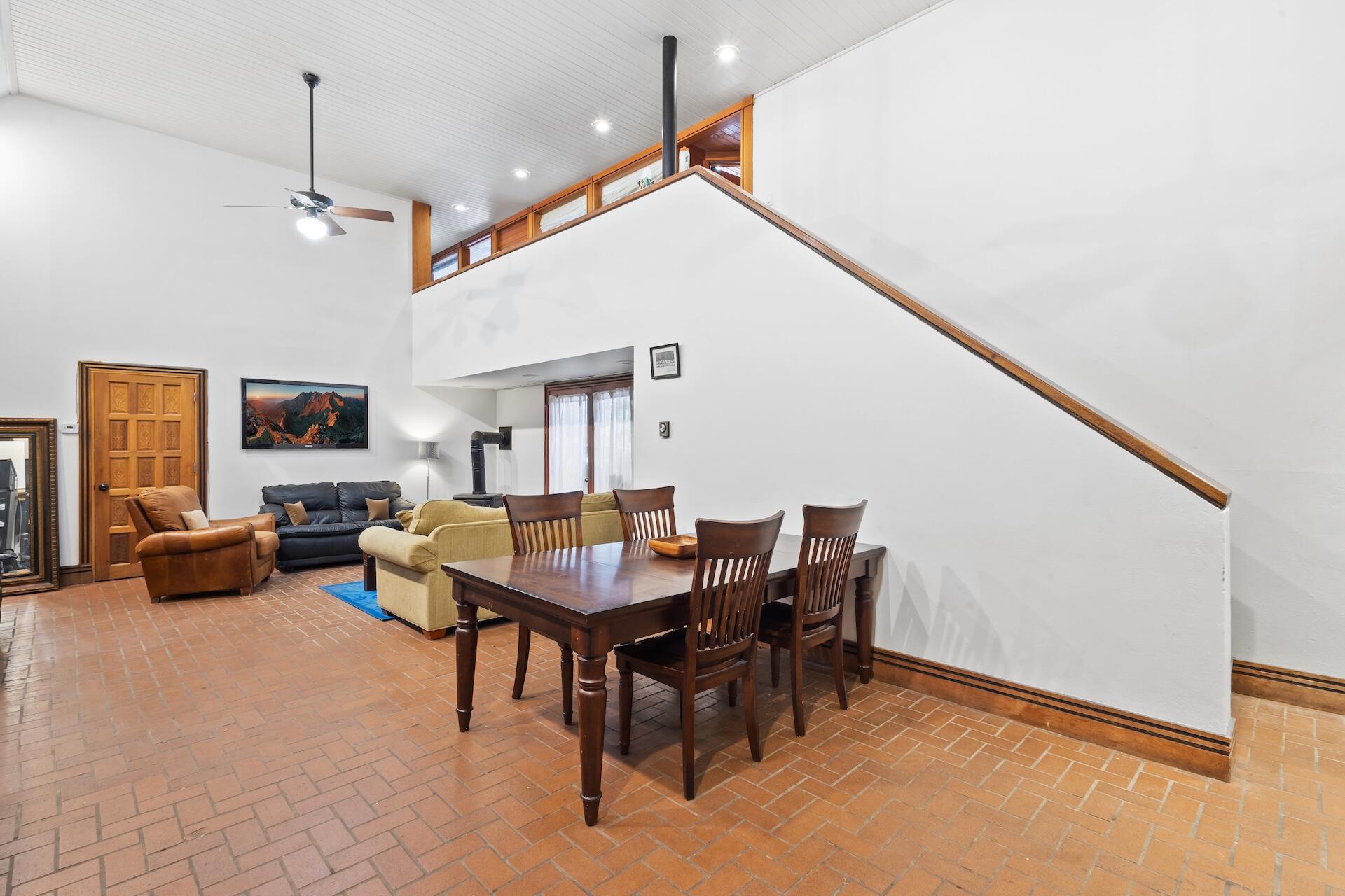 124 E Pacific Avenue