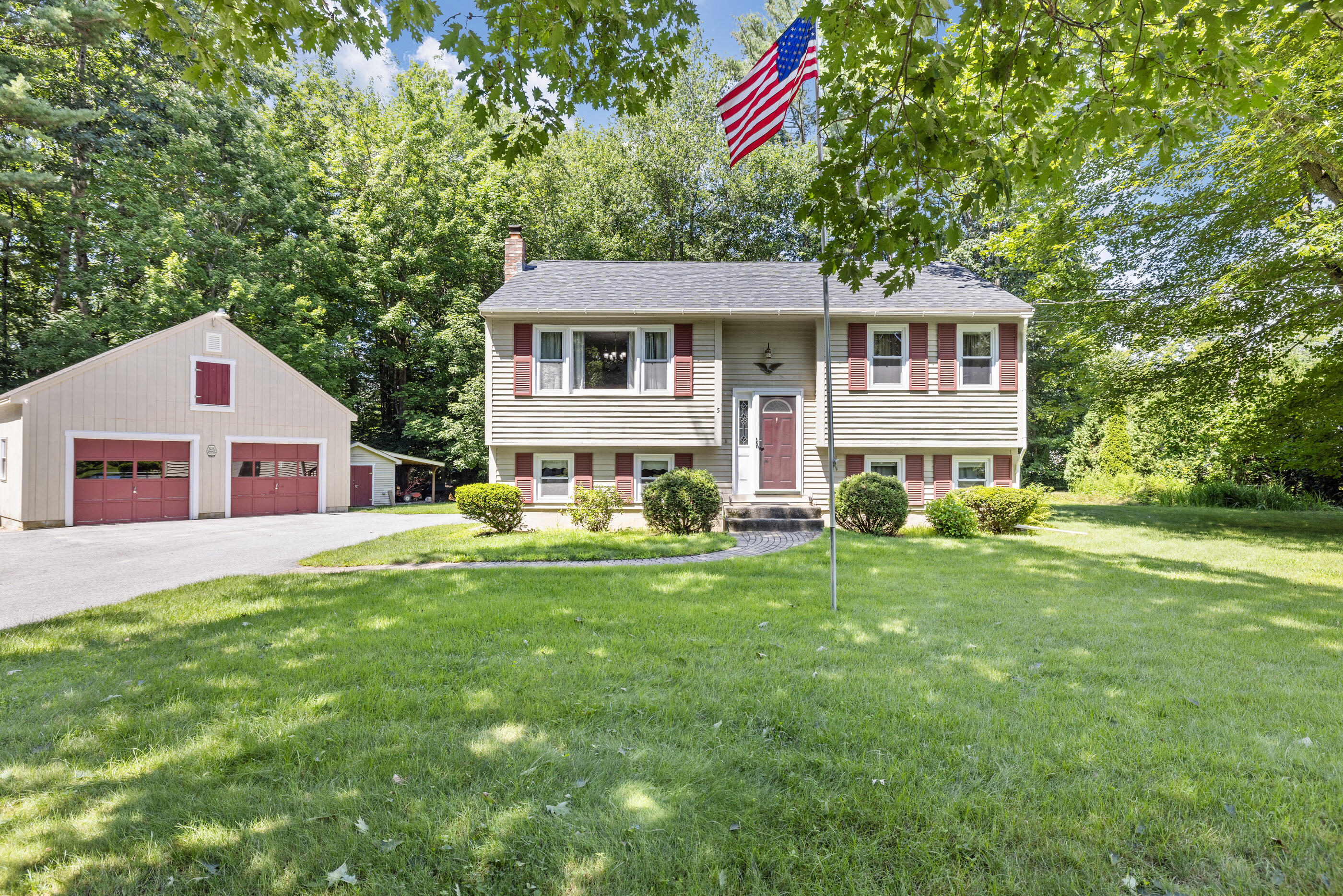5 Mullberry Street