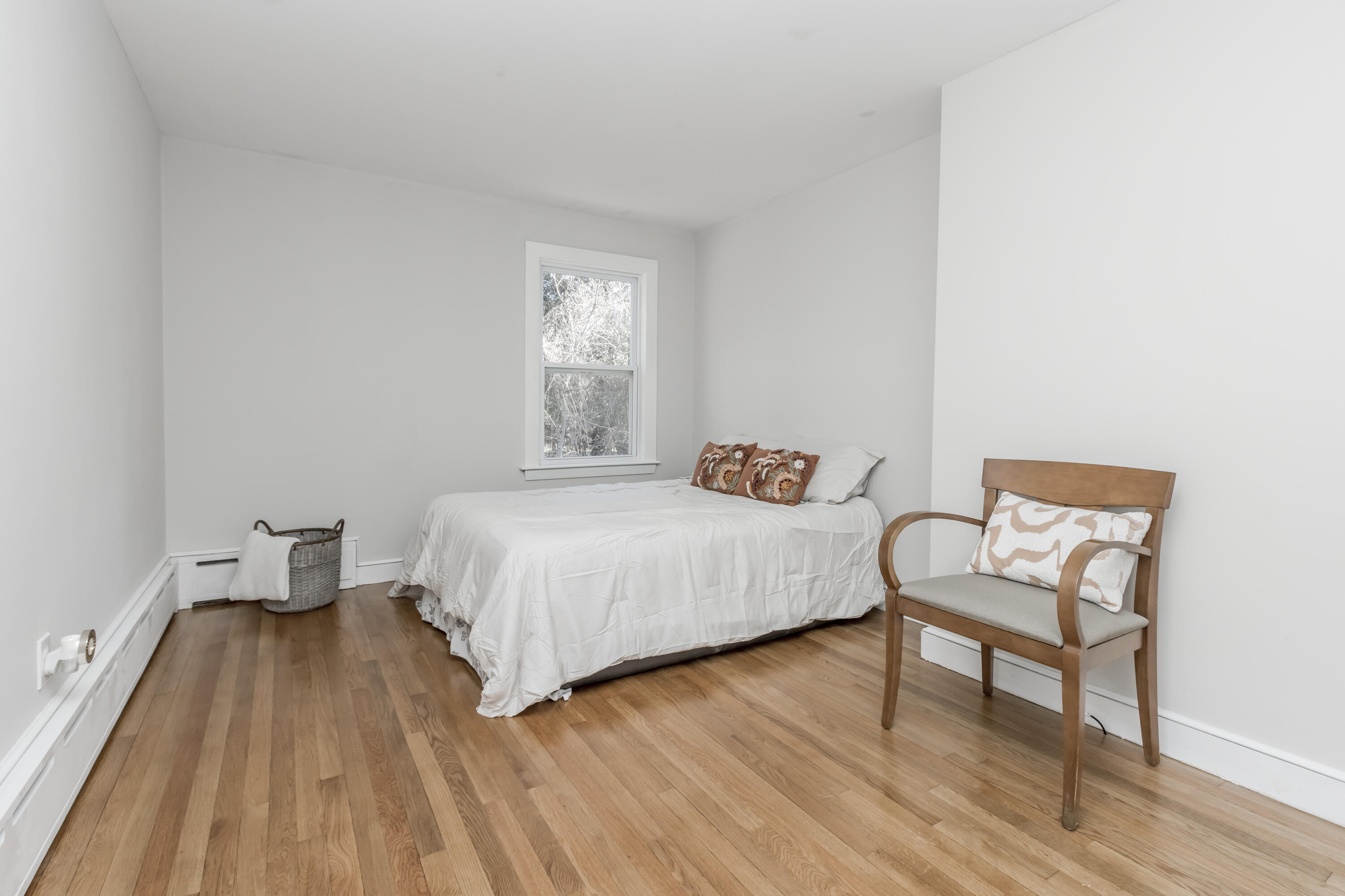 8 Parsonage Road
