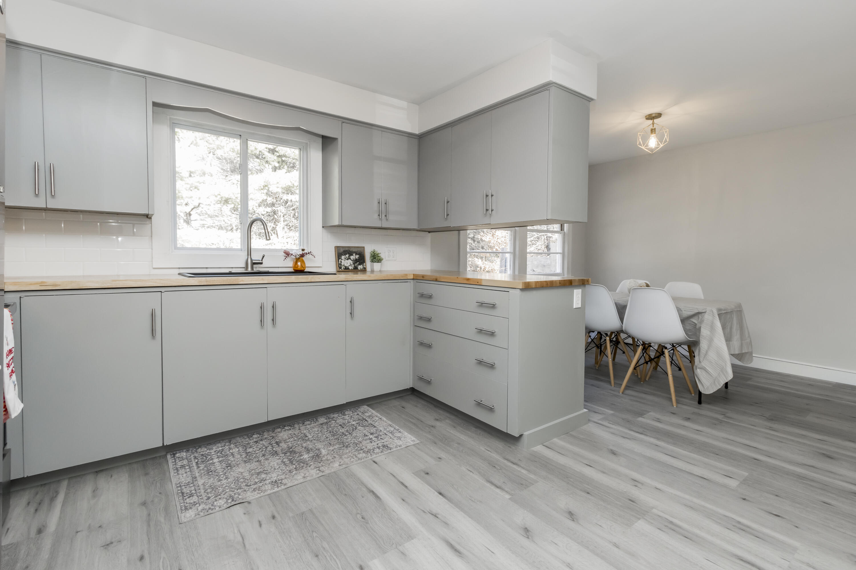 8 Parsonage Road
