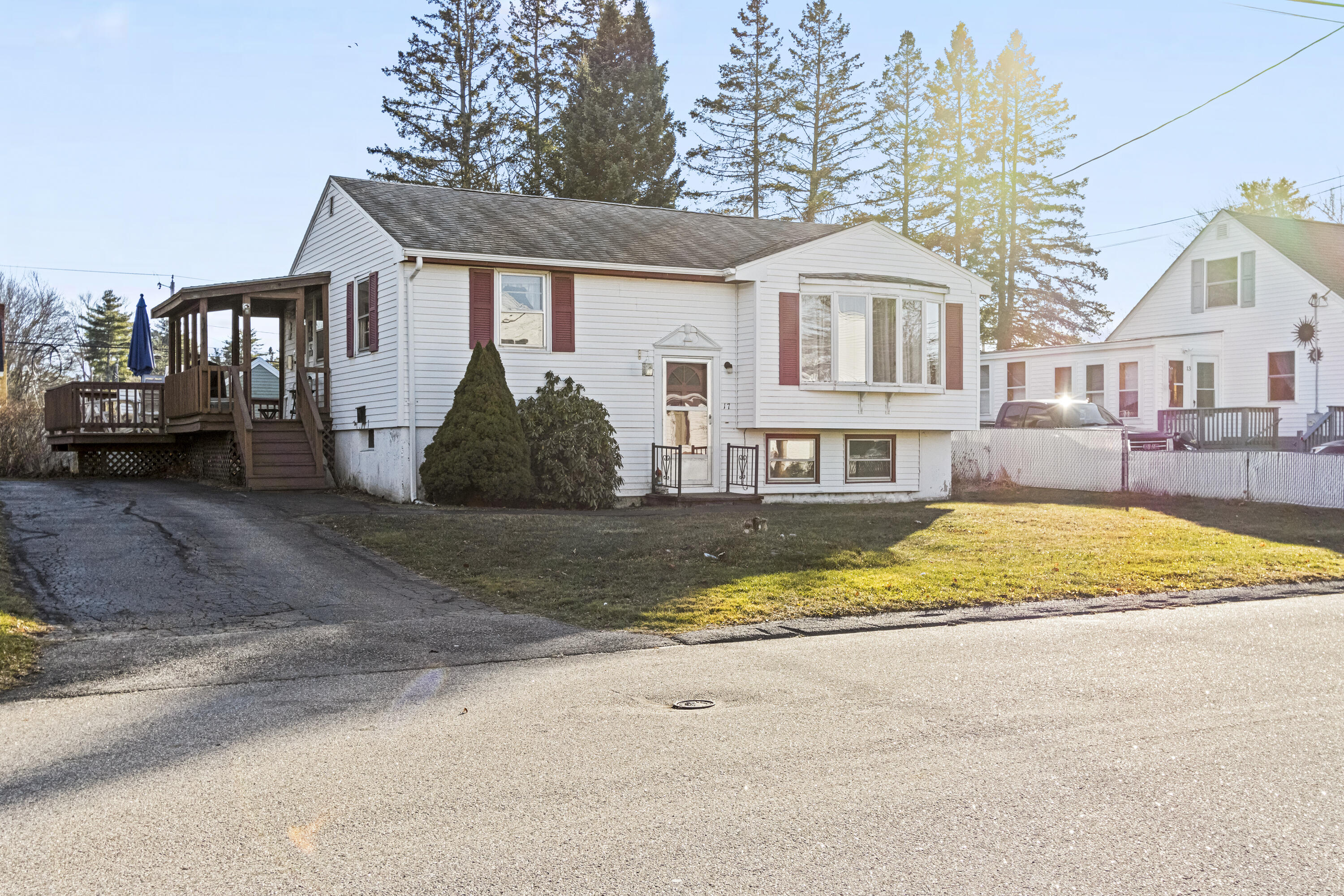 17 Anne Terrace