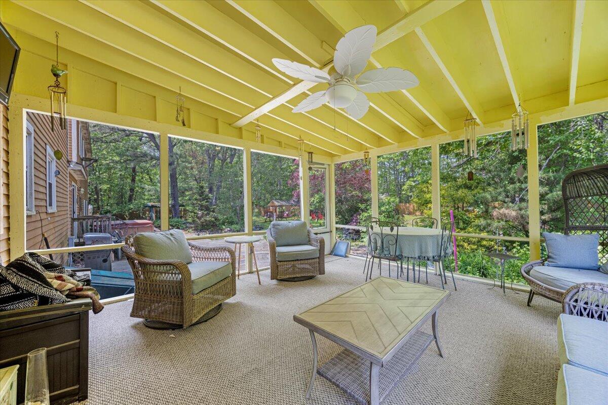2 Blueberry Pines Drive