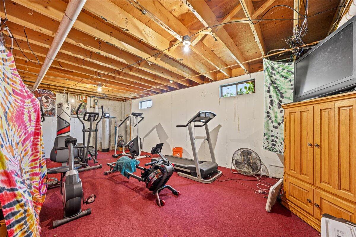2 Blueberry Pines Drive
