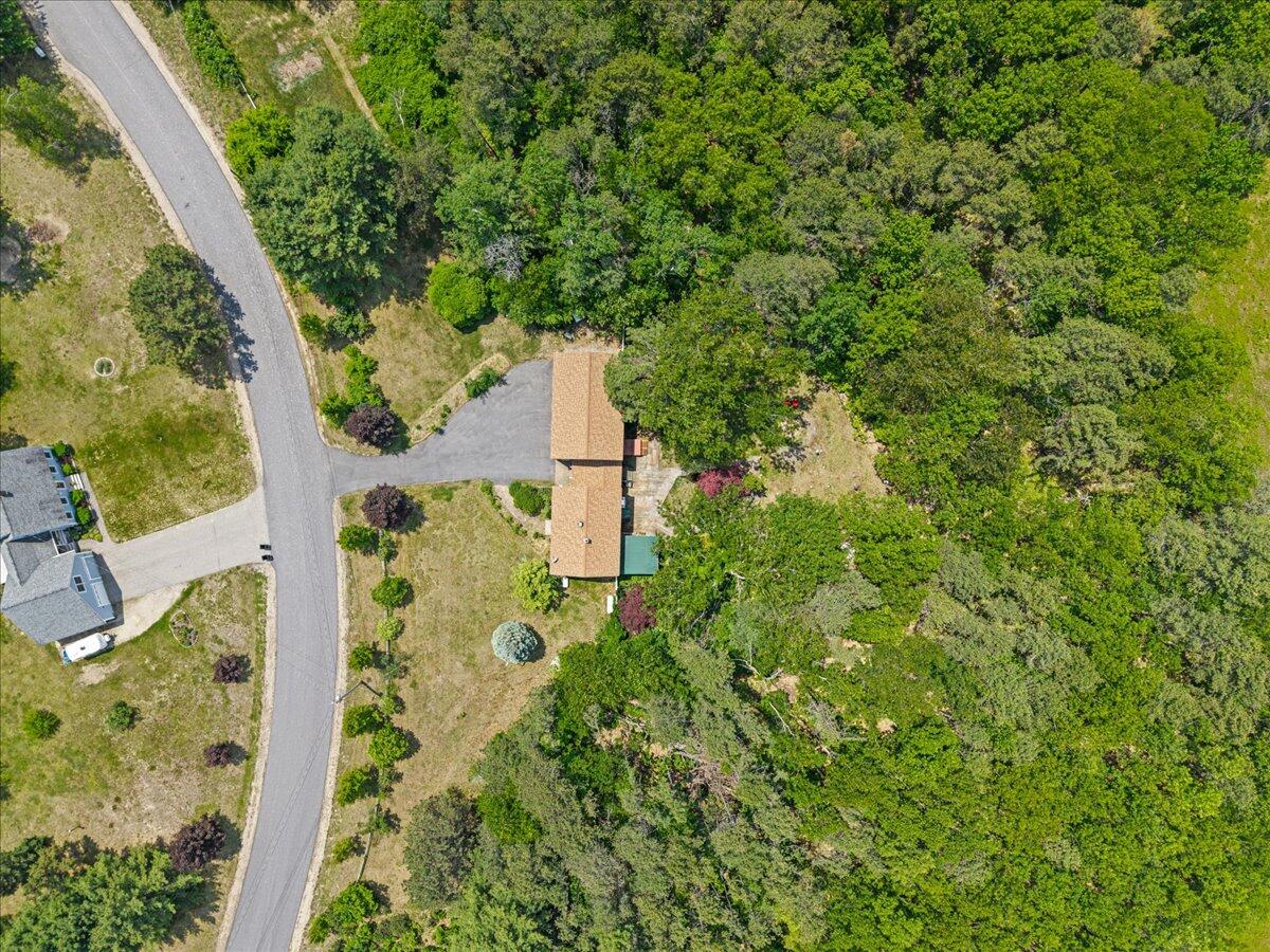 2 Blueberry Pines Drive