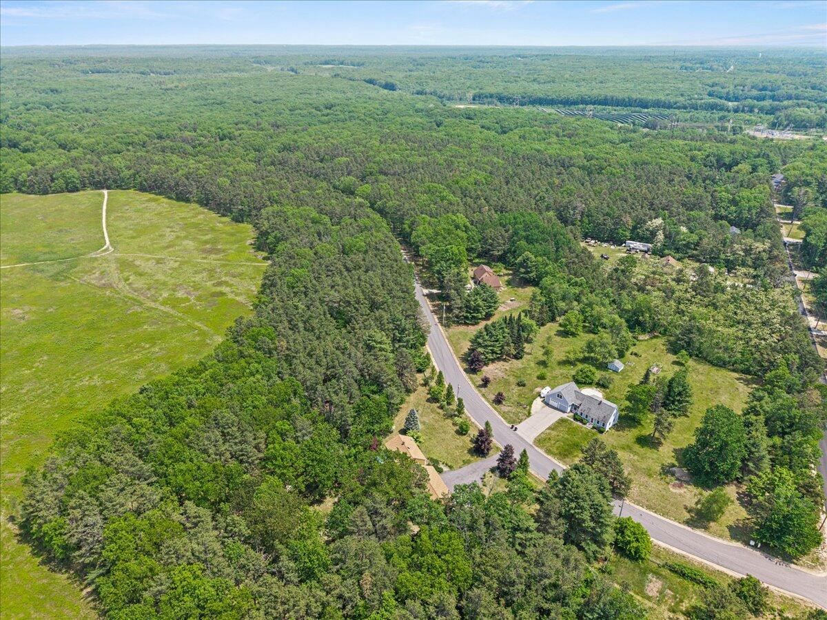 2 Blueberry Pines Drive