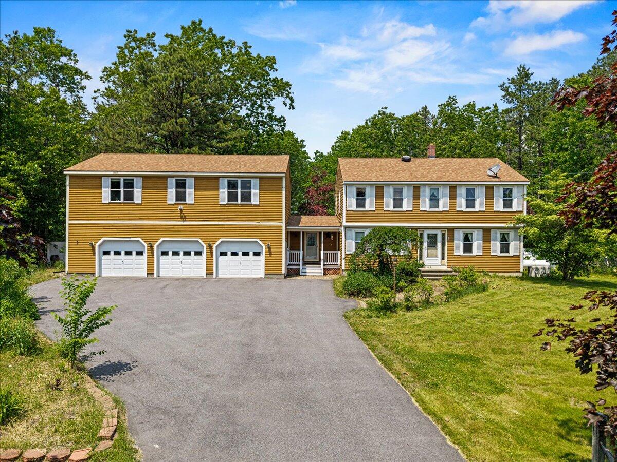 2 Blueberry Pines Drive