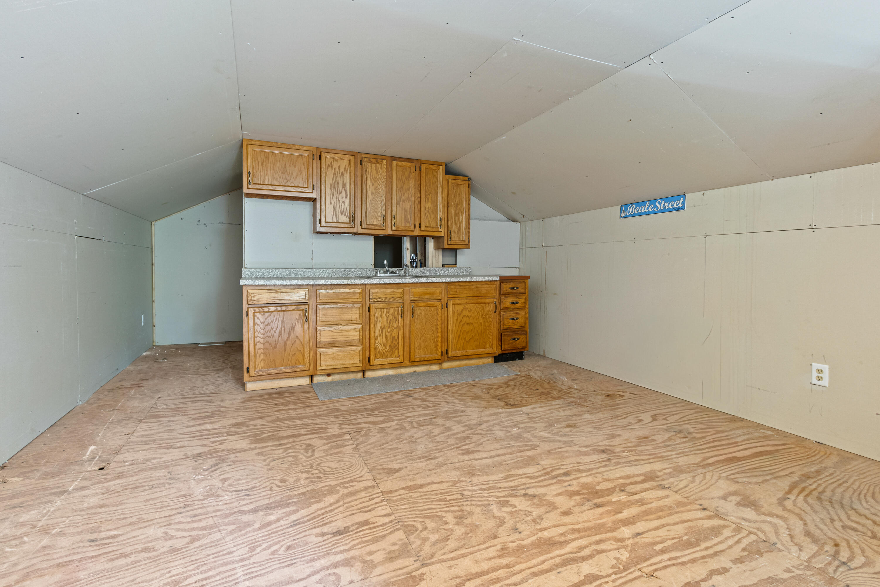 174 Wakefield Road