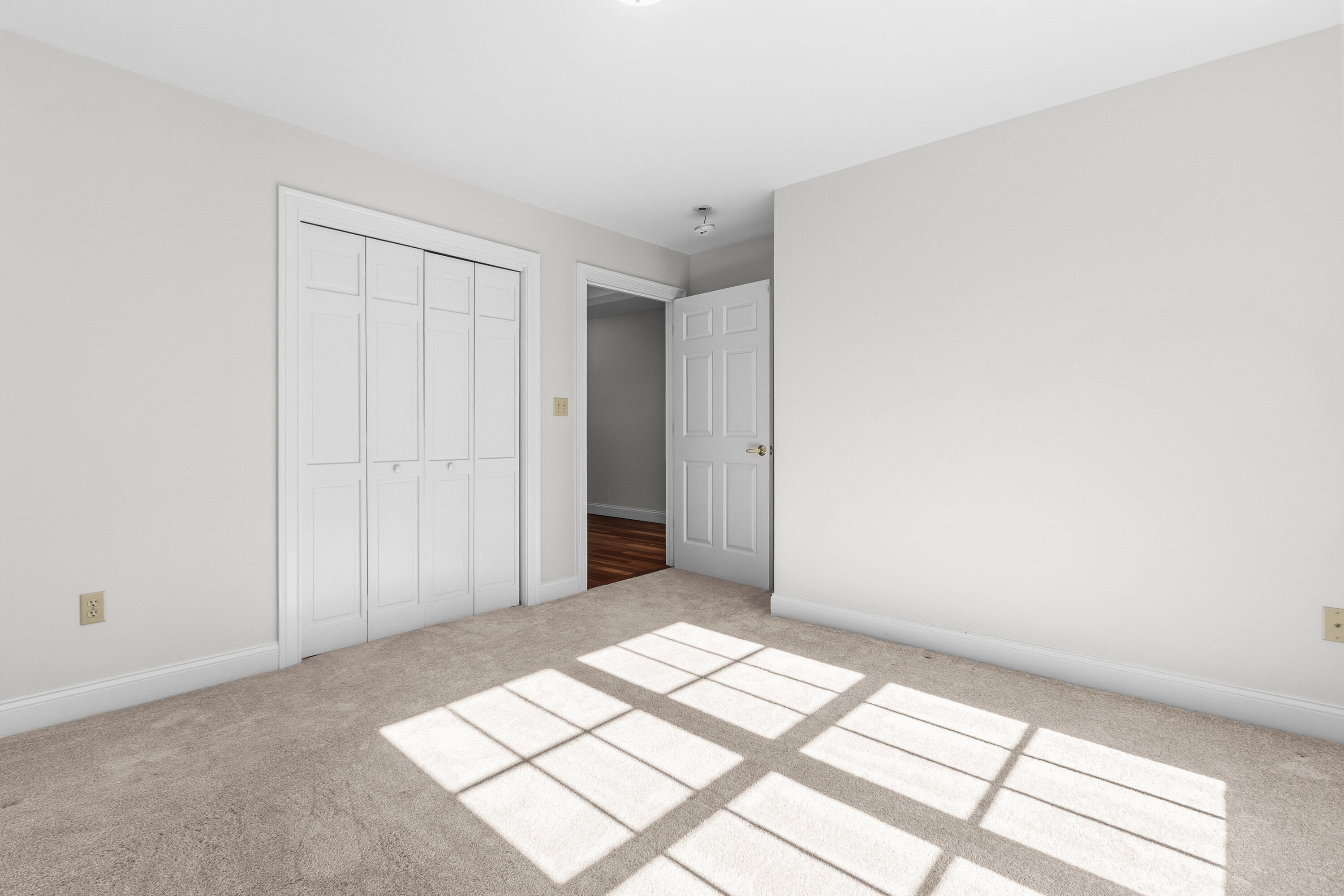 159 Lincoln Street, 15, Westbrook Unit: 15