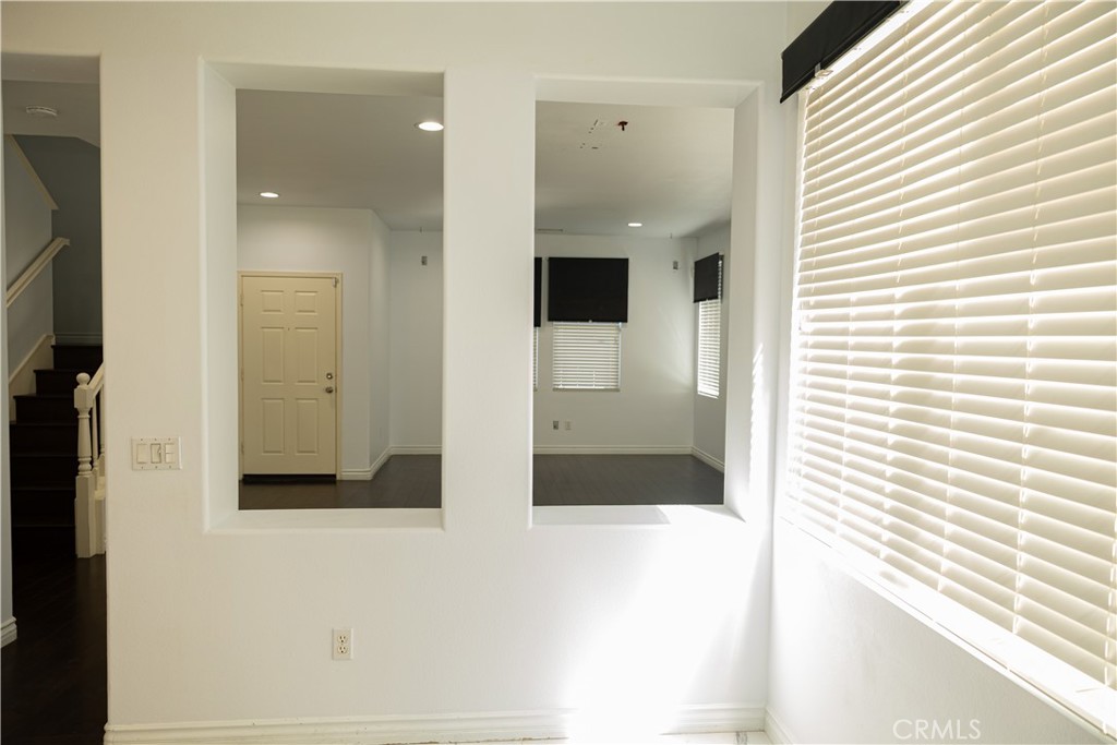 2547 Canterbury Lane