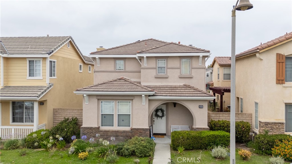 2547 Canterbury Lane