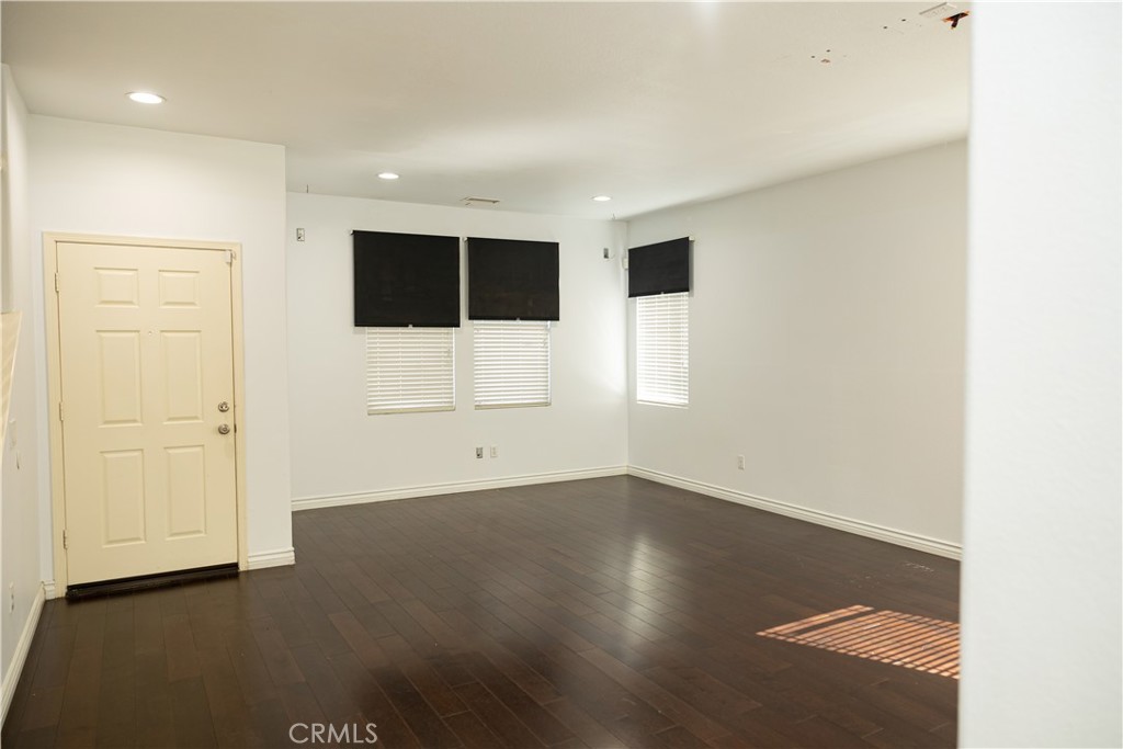 2547 Canterbury Lane