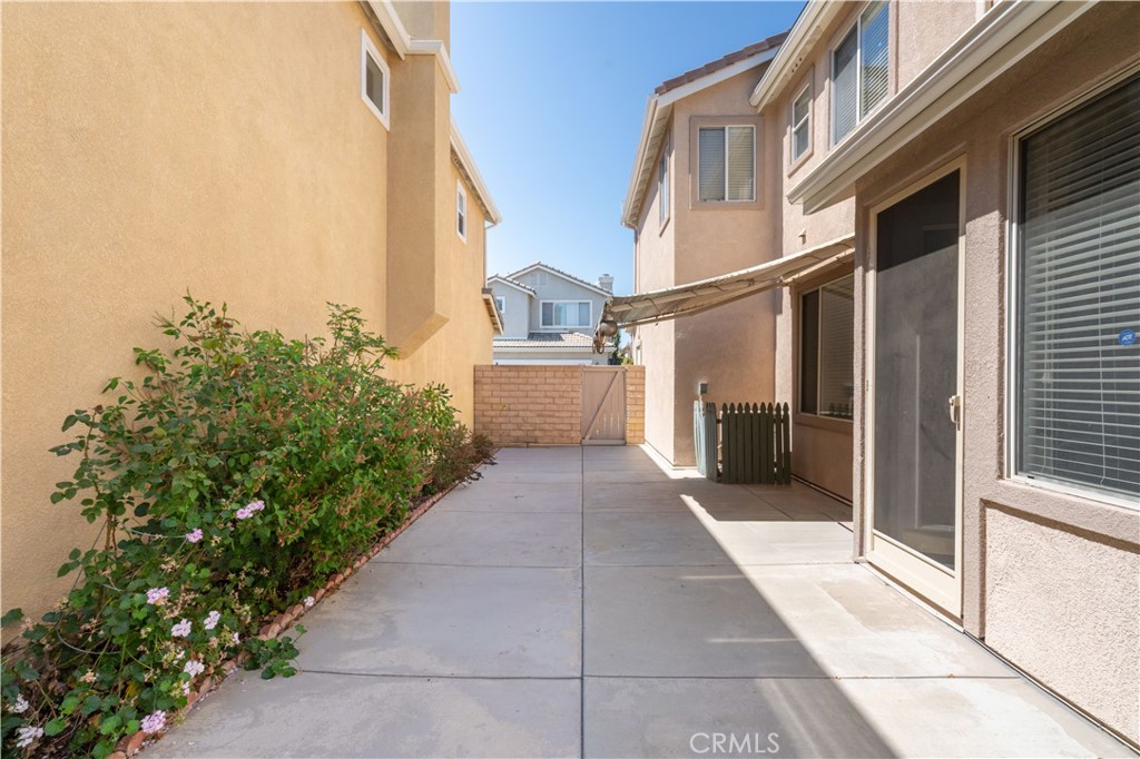 2547 Canterbury Lane