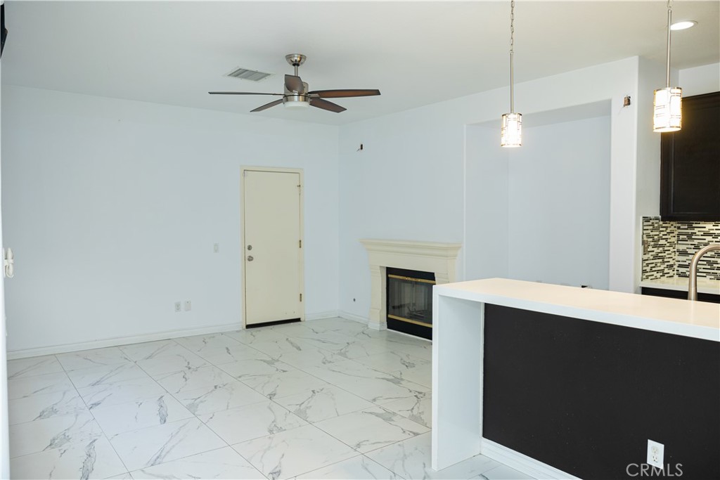 2547 Canterbury Lane