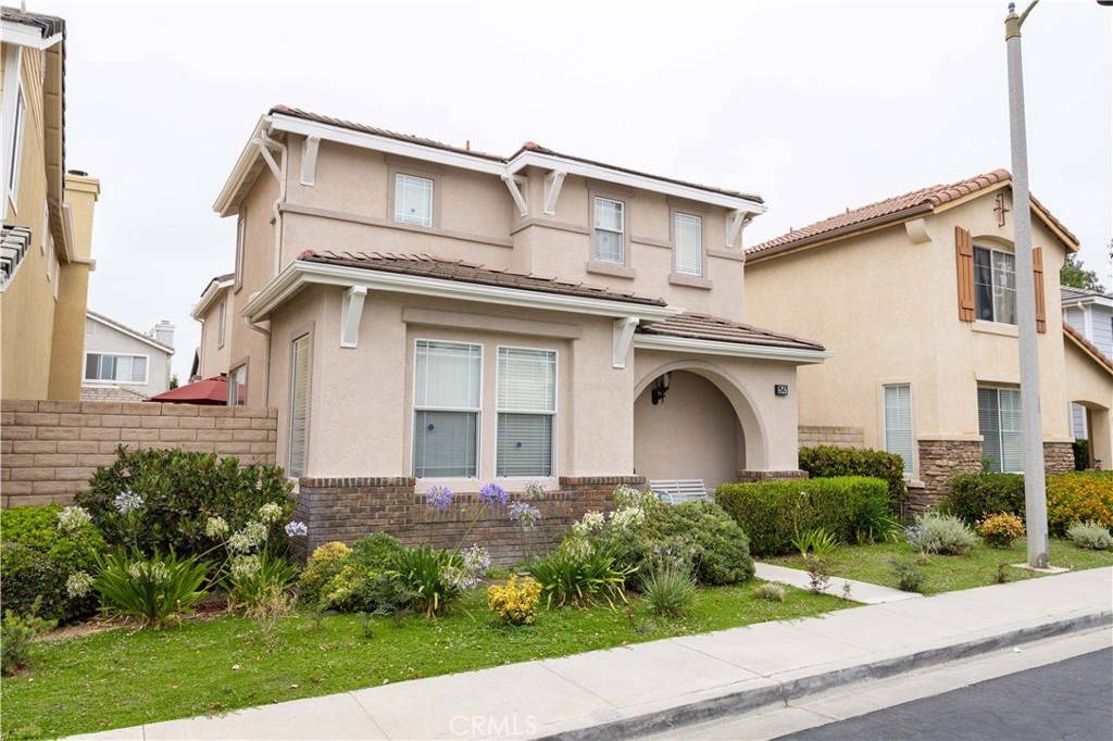 2547 Canterbury Lane