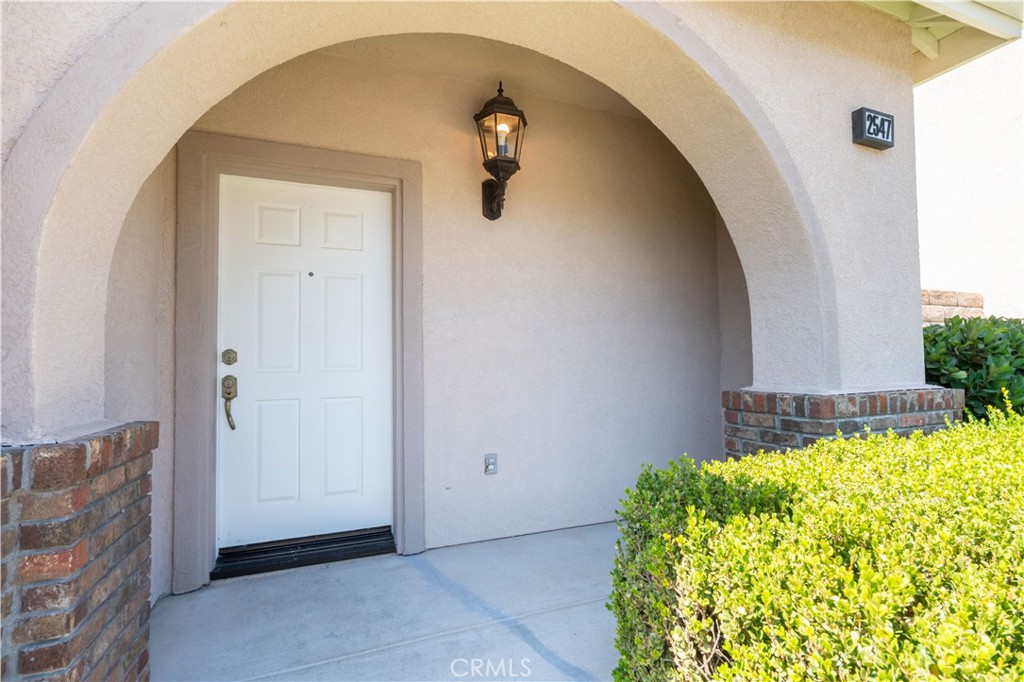 2547 Canterbury Lane