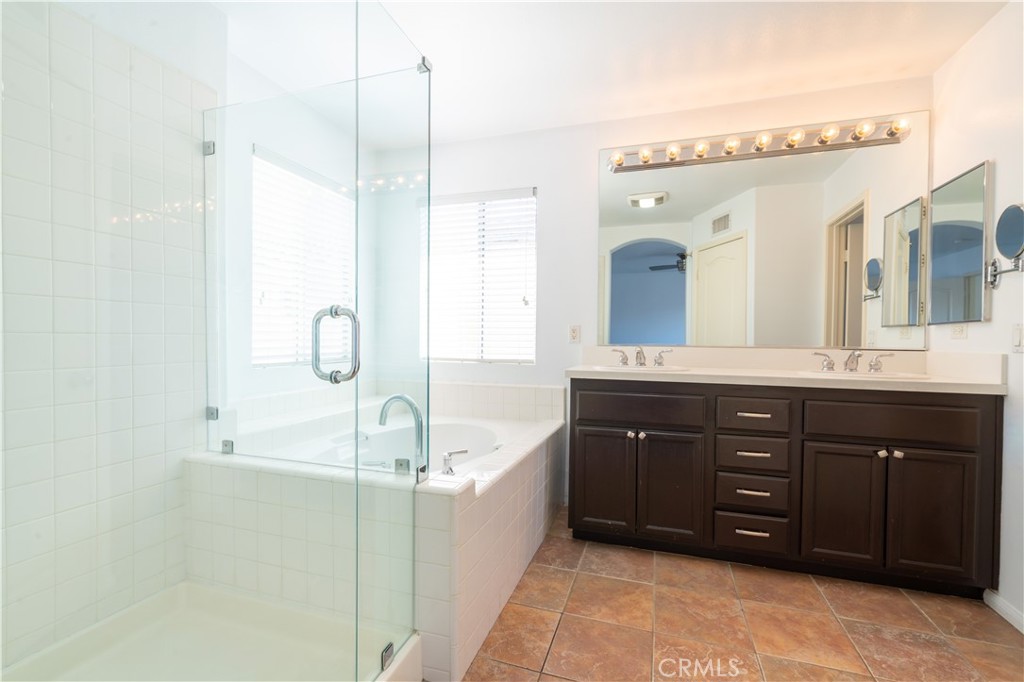 2547 Canterbury Lane