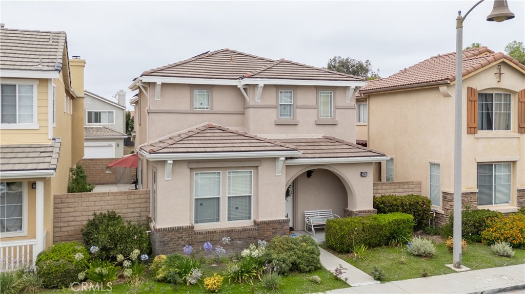 2547 Canterbury Lane