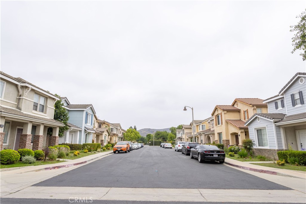 2547 Canterbury Lane