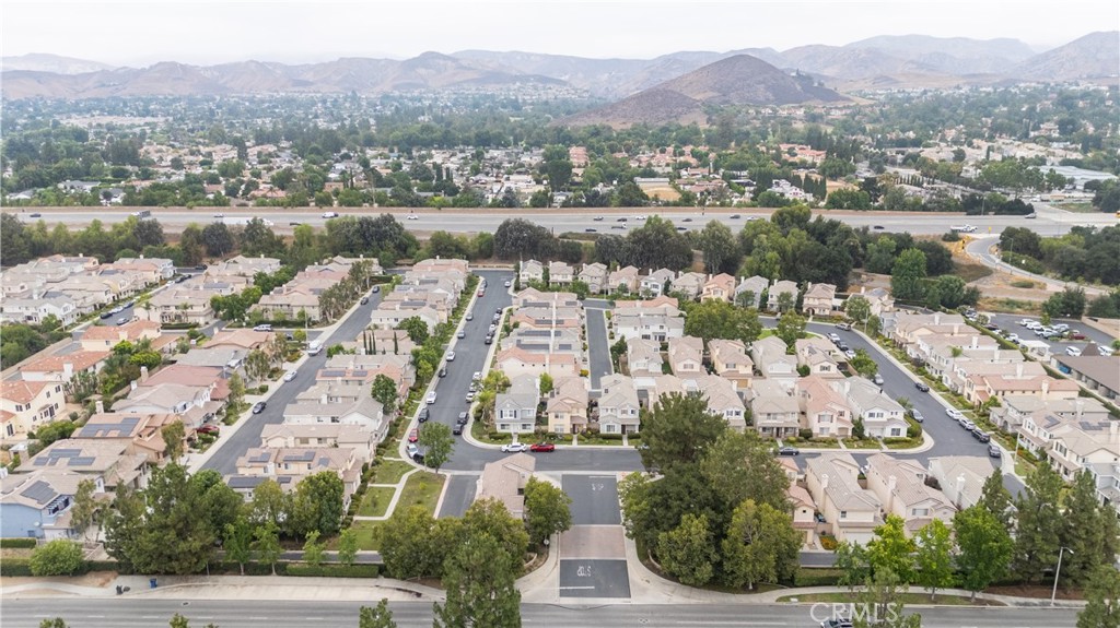 2547 Canterbury Lane
