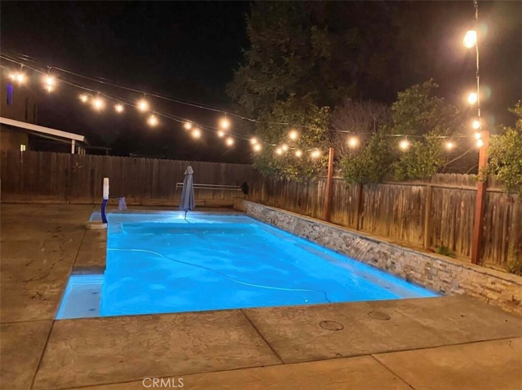 612 W Packwood