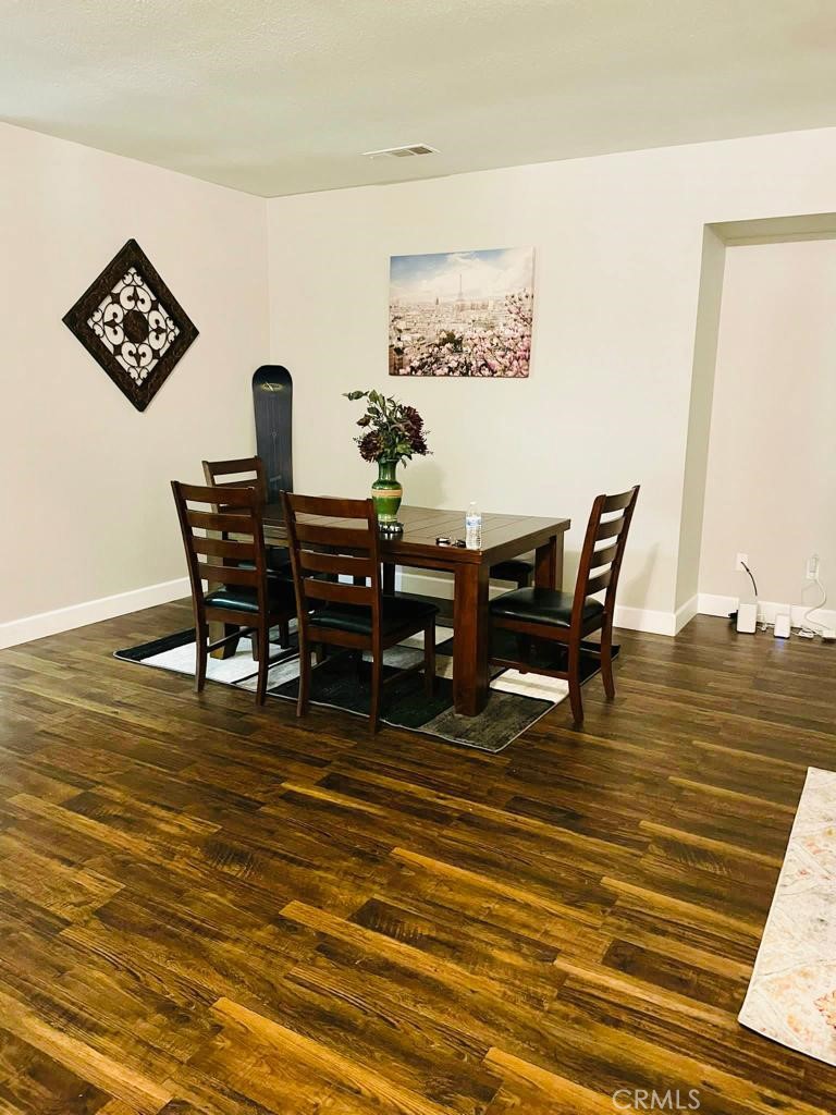 612 W Packwood