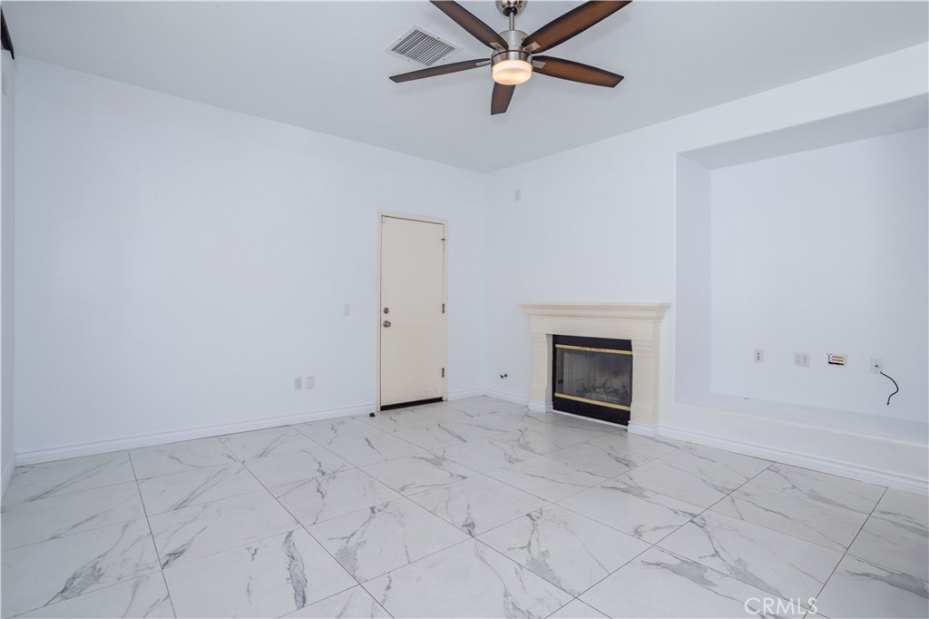 2547 Canterbury Lane