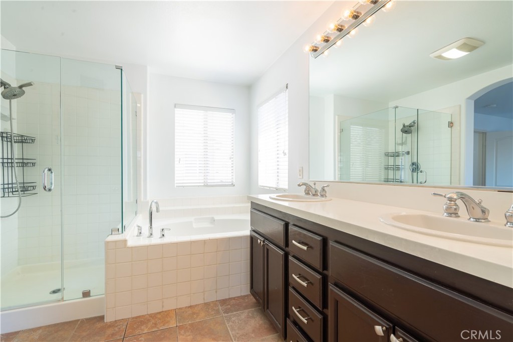 2547 Canterbury Lane