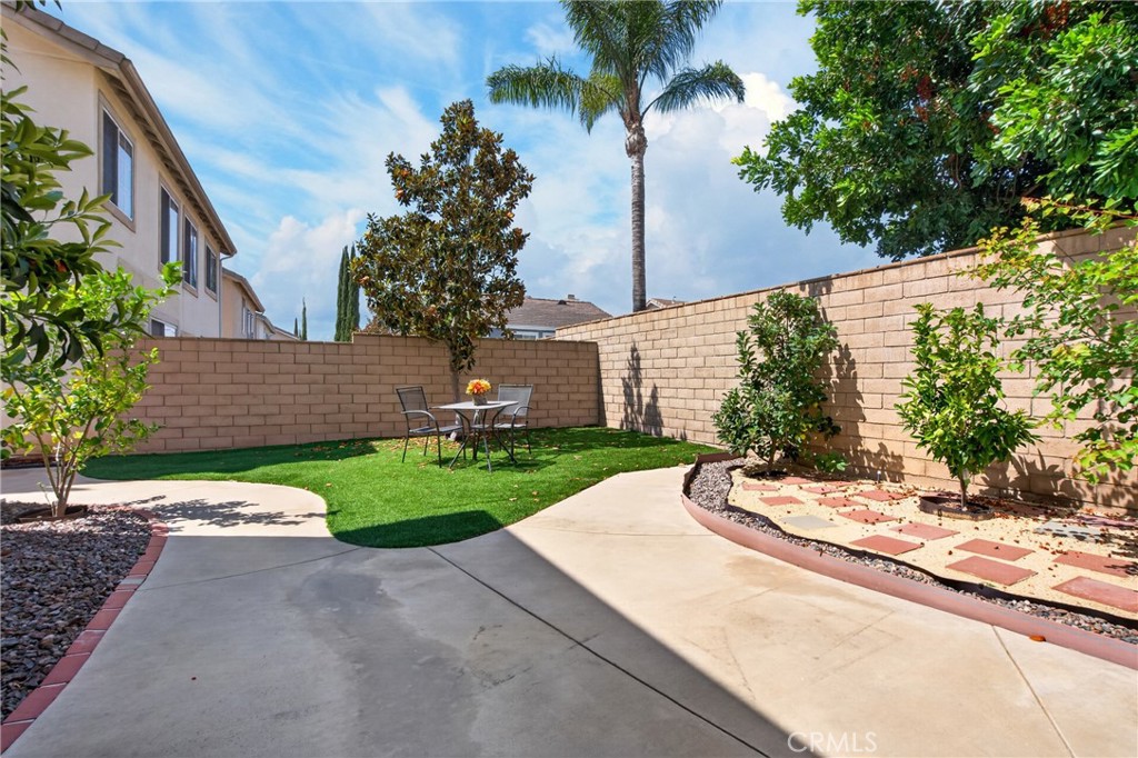 2749 Ophelia Court