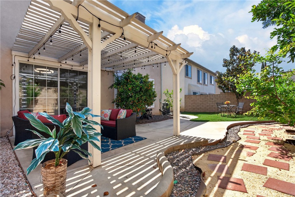 2749 Ophelia Court