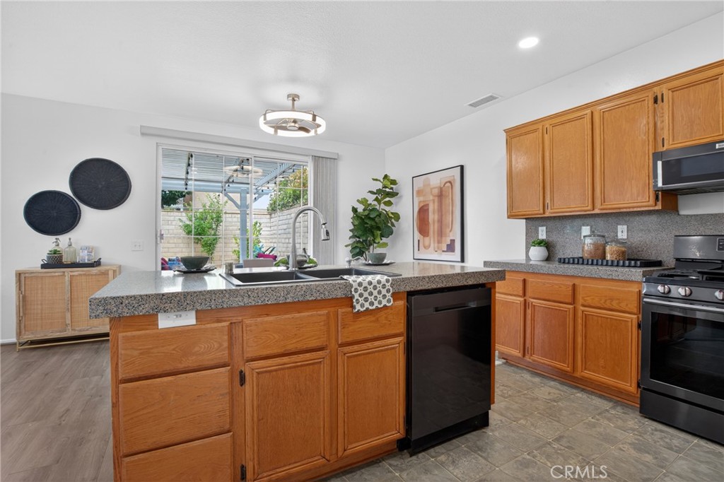 2749 Ophelia Court