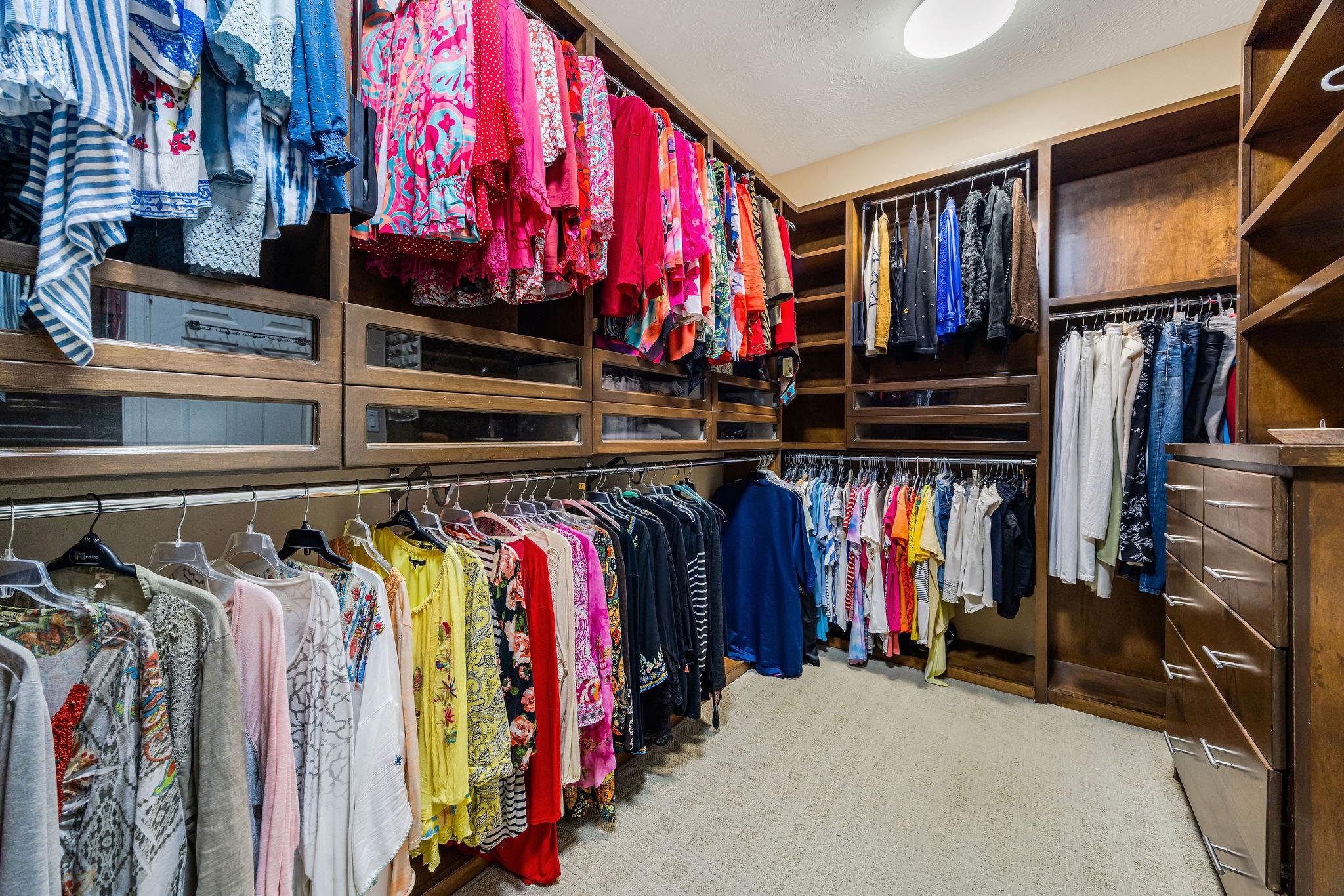 1214 Gray Moss Lane