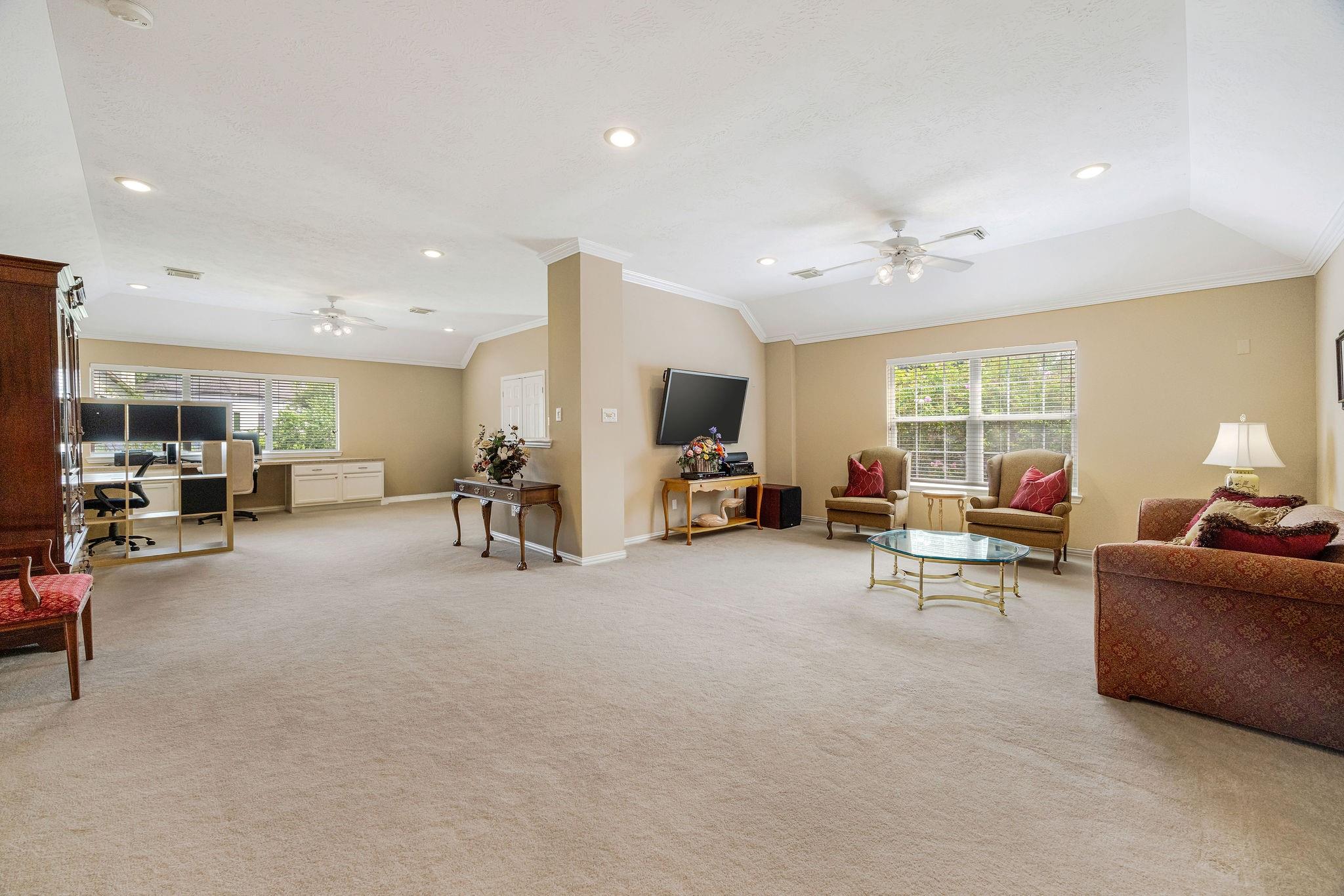 1214 Gray Moss Lane