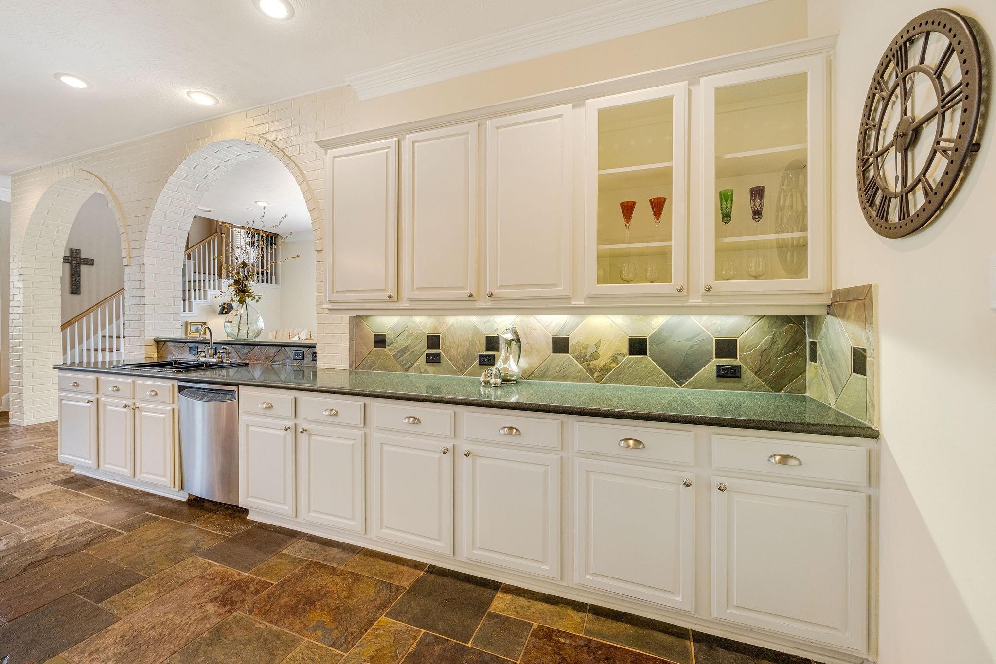 1214 Gray Moss Lane