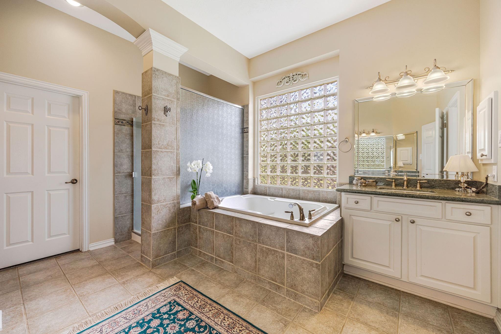 1214 Gray Moss Lane