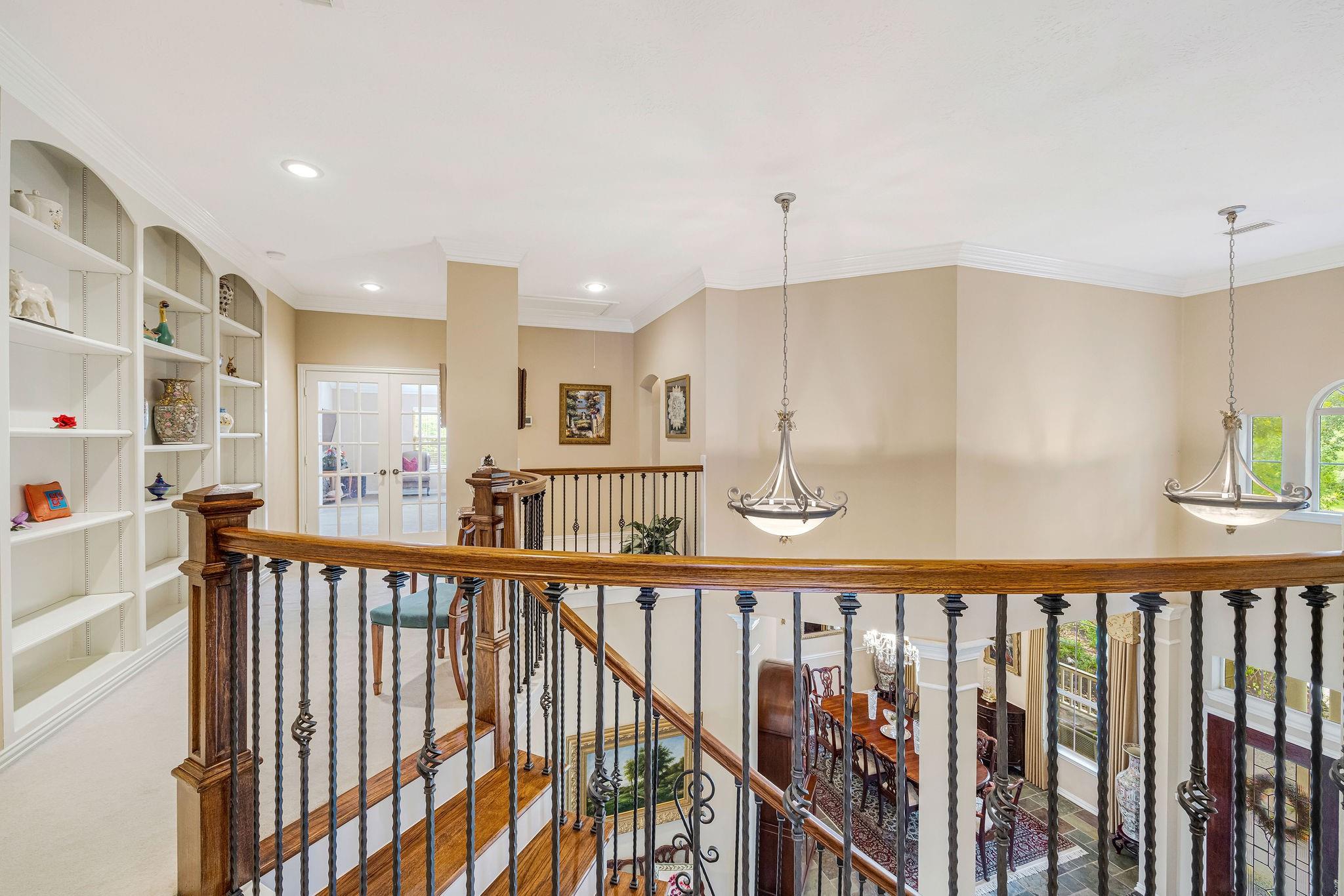 1214 Gray Moss Lane