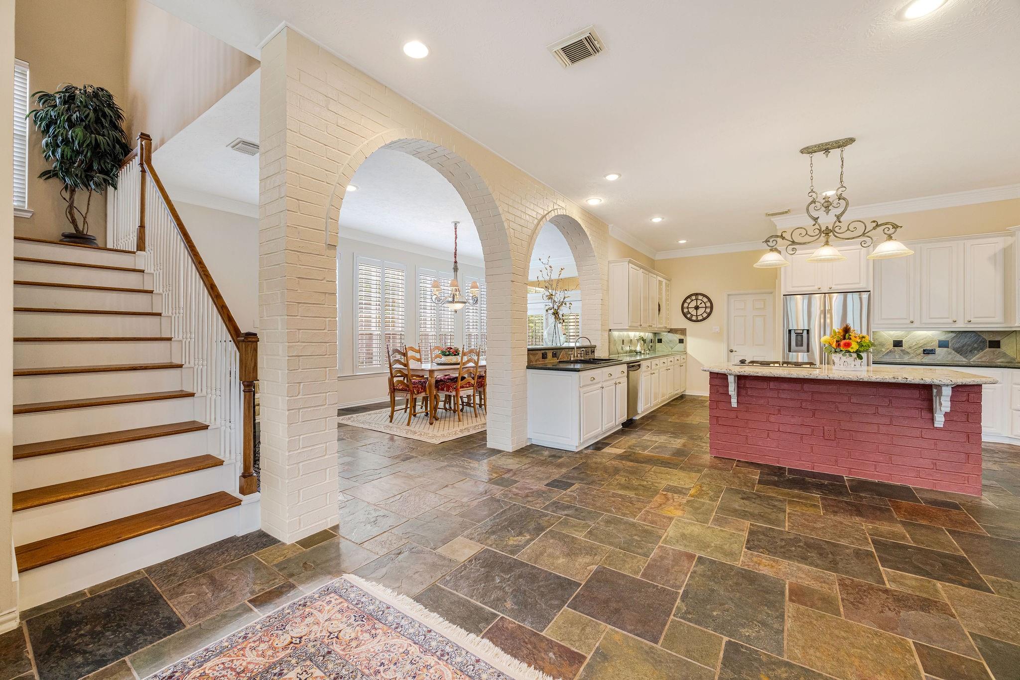 1214 Gray Moss Lane