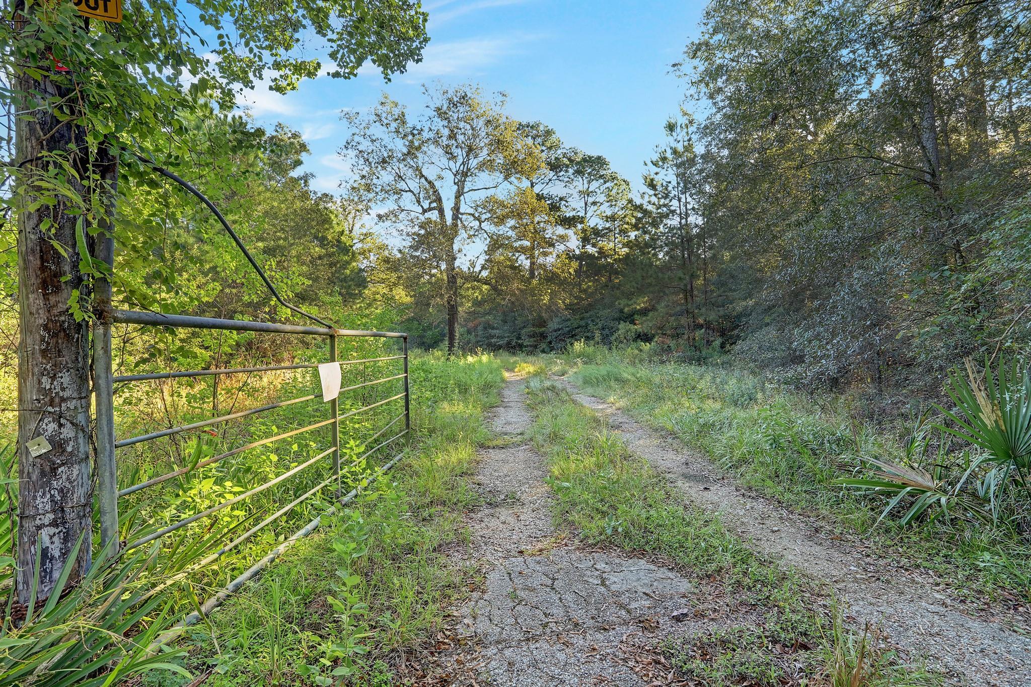 18760 Pin Oak Road
