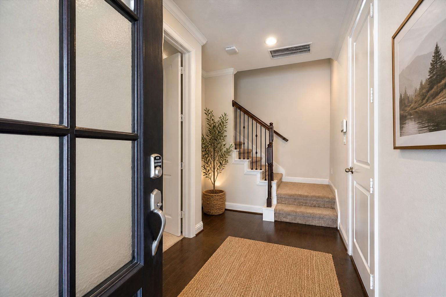 1764 Trinity Bend