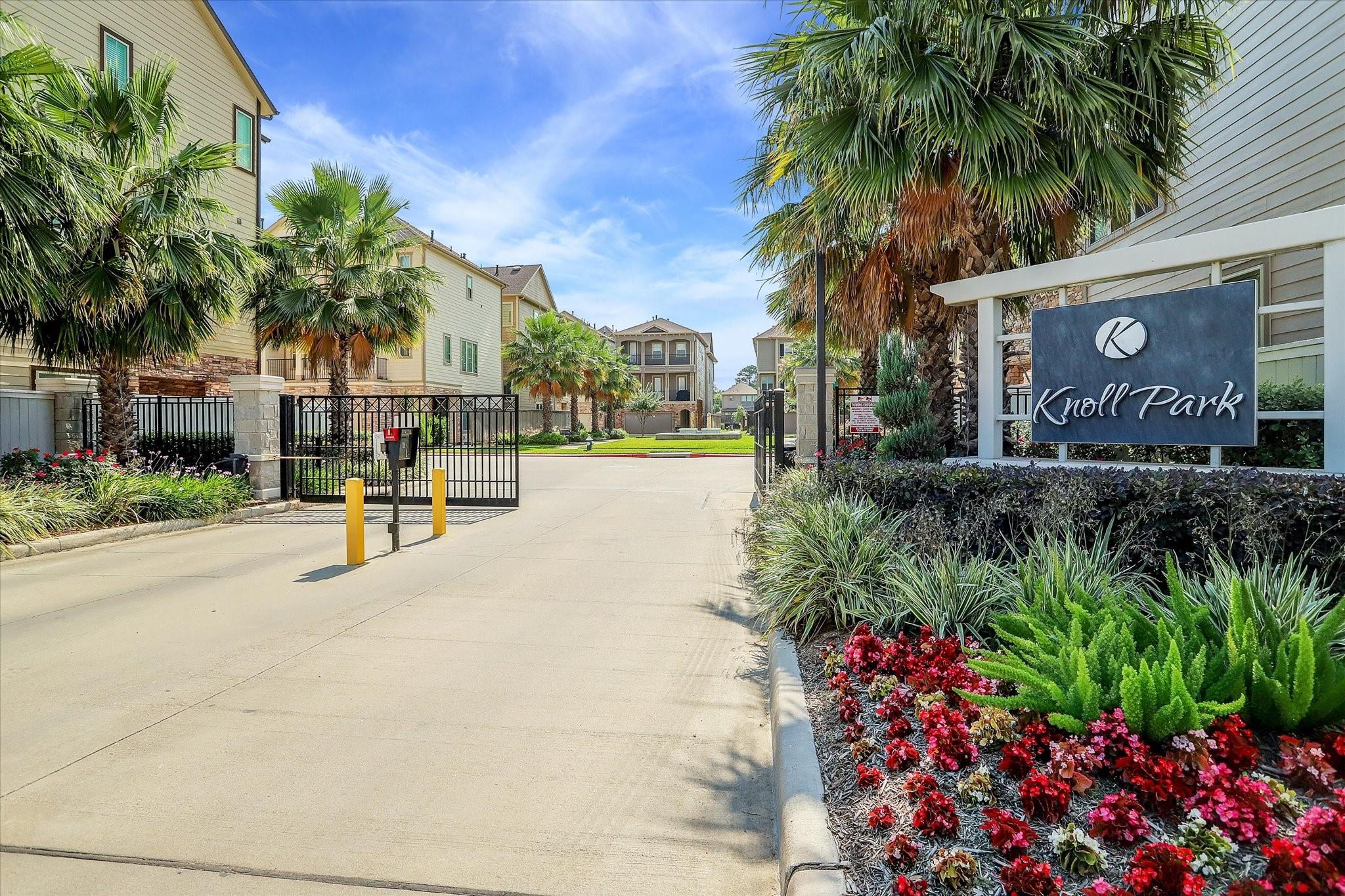 1764 Trinity Bend
