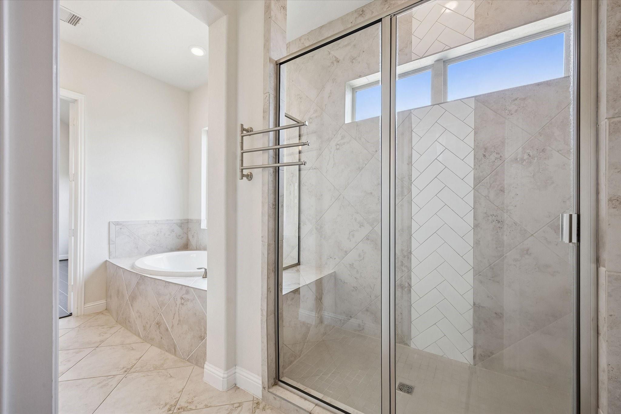 1764 Trinity Bend
