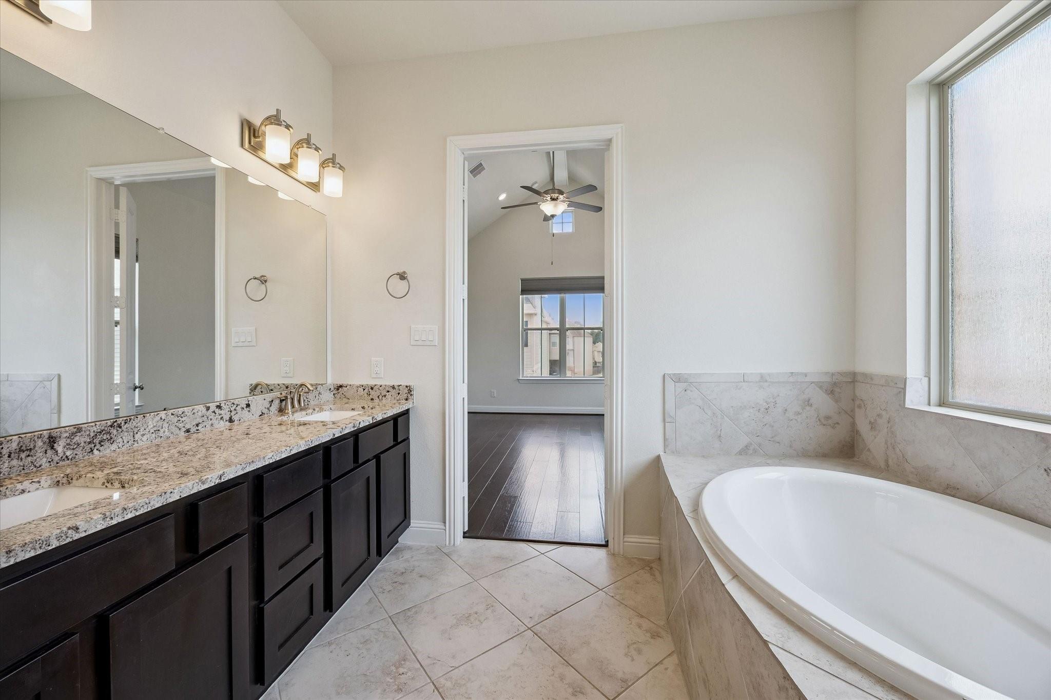 1764 Trinity Bend