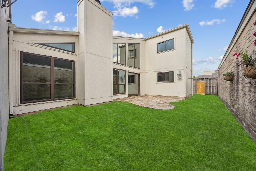 2003 Wilcrest Drive