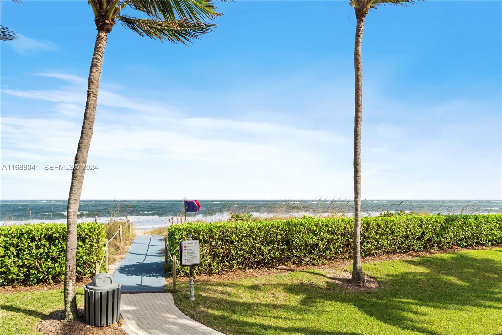 1460 S Ocean Boulevard 304, Lauderdale-By-The-Sea Unit: 304