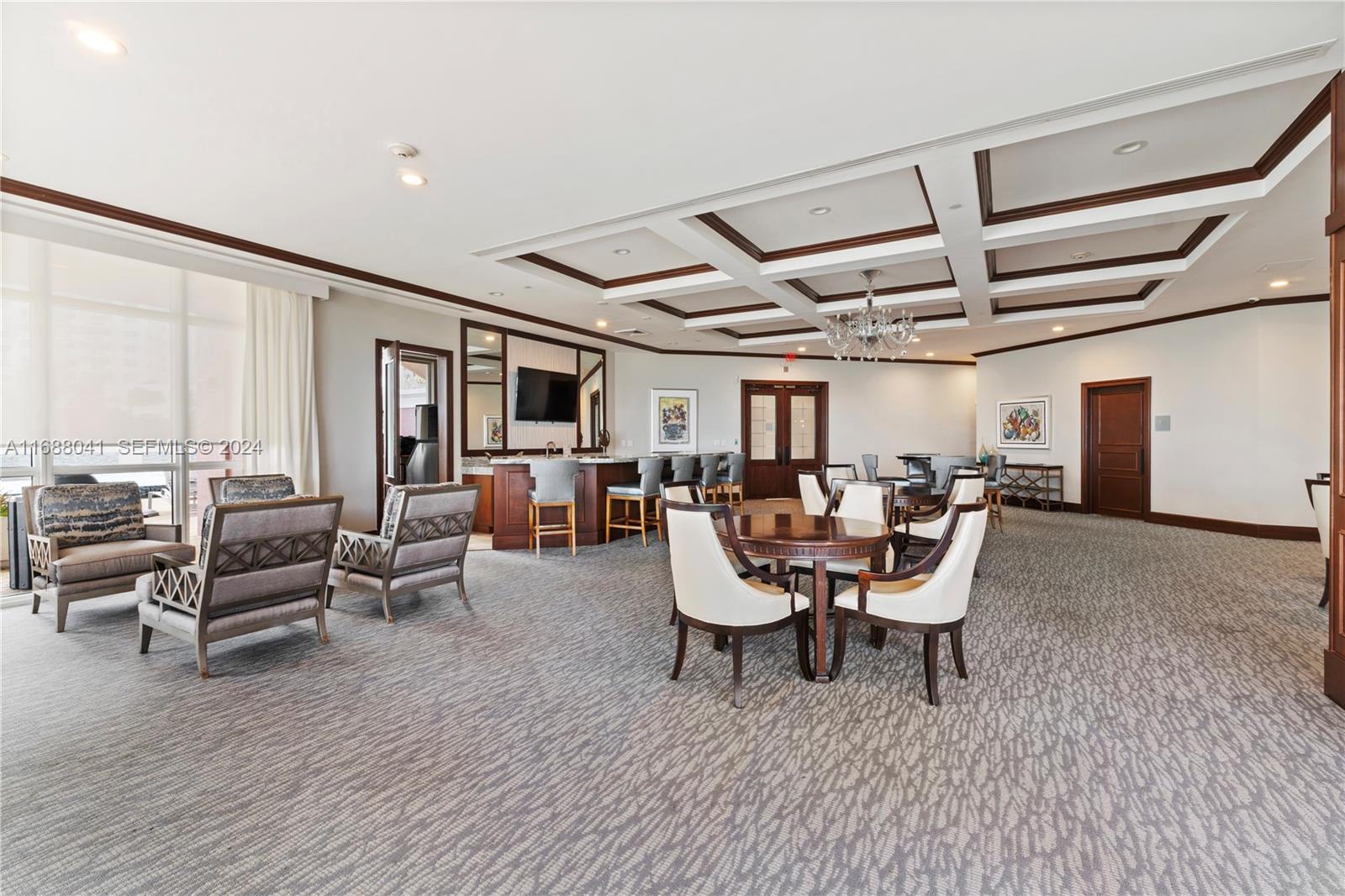 1460 S Ocean Boulevard 304, Lauderdale-By-The-Sea Unit: 304