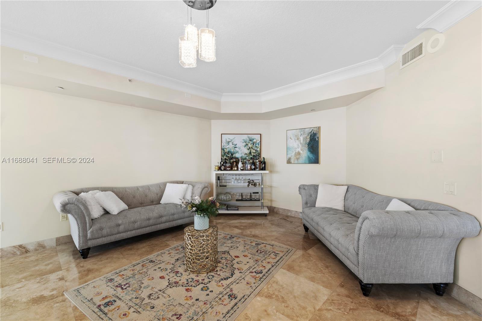 1460 S Ocean Boulevard 304, Lauderdale-By-The-Sea Unit: 304
